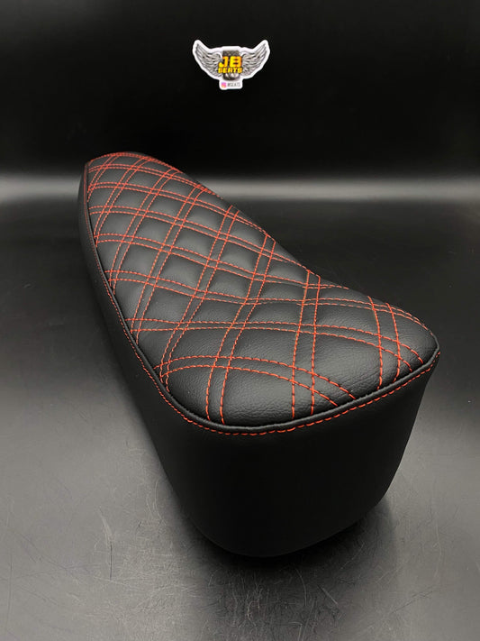 JB Seats Throne Black and Red Double Diamonds